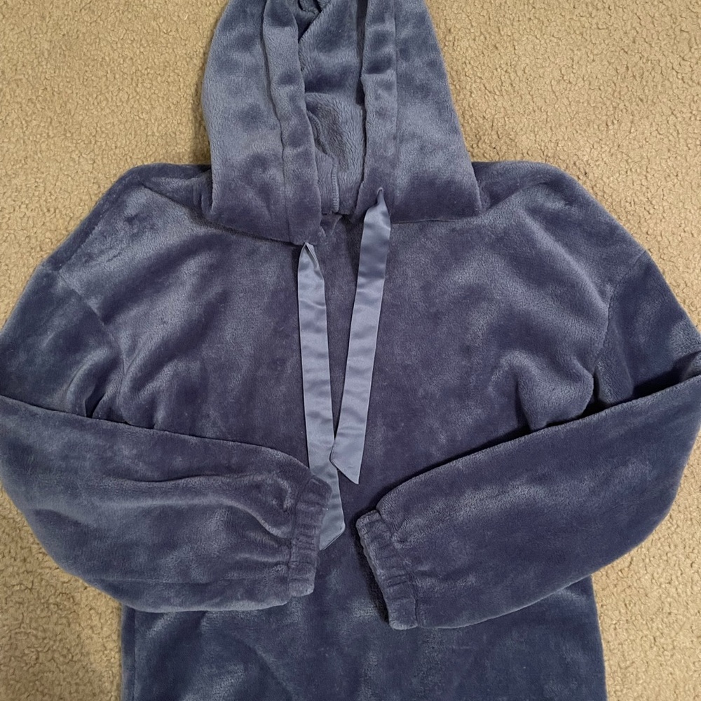 Lauren Conrad cozy sweatshirt